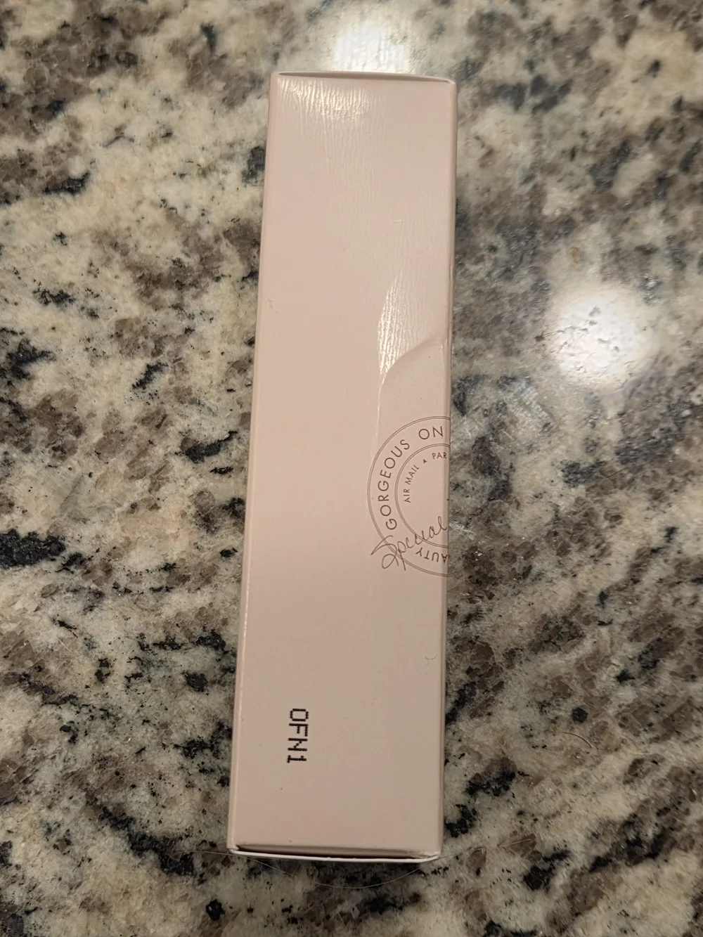 Wander On-The-Glow Blush And Illuminator Mult-tasker